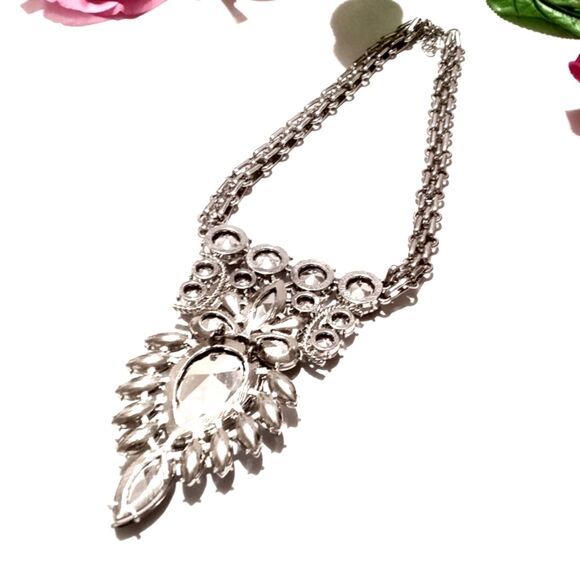 Stunning Silver Tone Black and Clear Rhinestone Statement Necklace - Picture 6 of 7